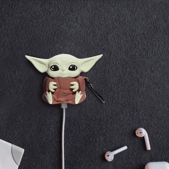 AirPods 1 & 2 charging case - Picture 3 of 3